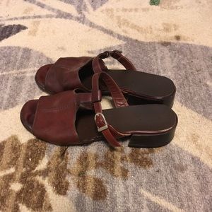 Vintage Brown Clogs